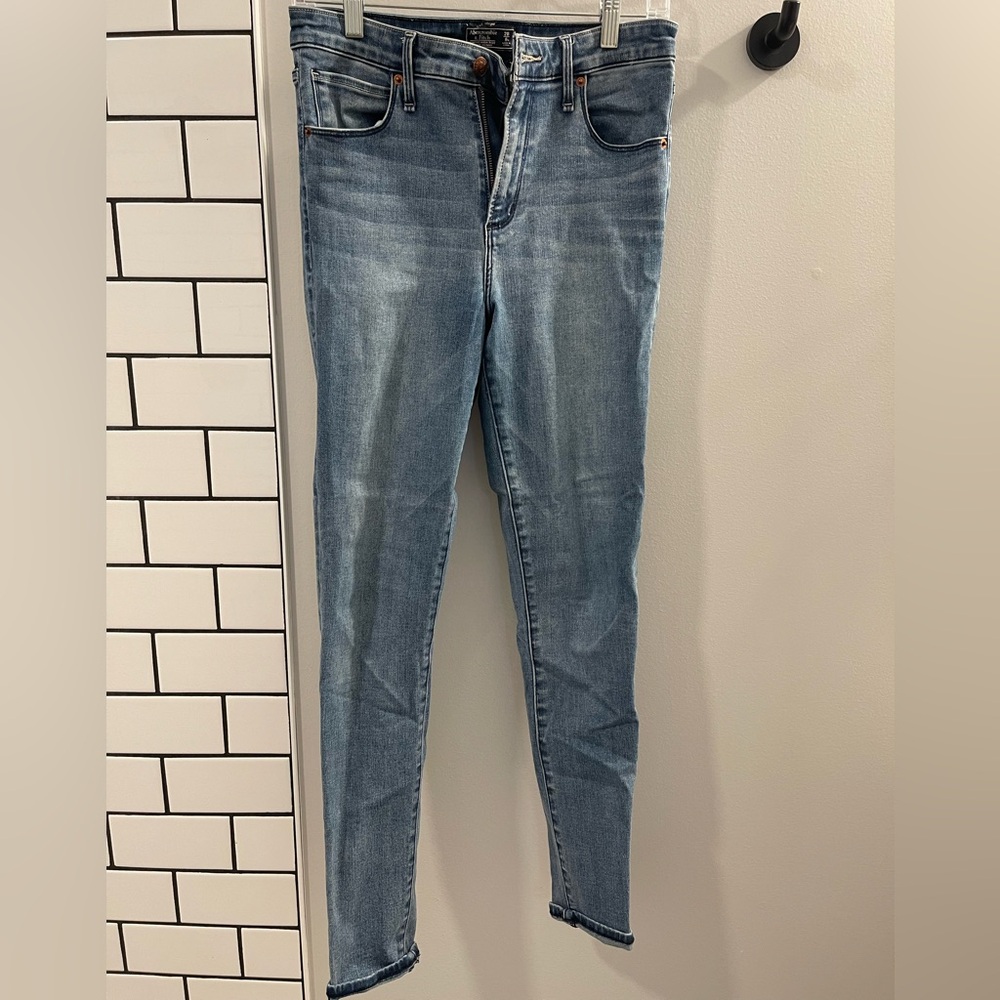 Abercrombie & Fitch Light Blue Skinny Jeans